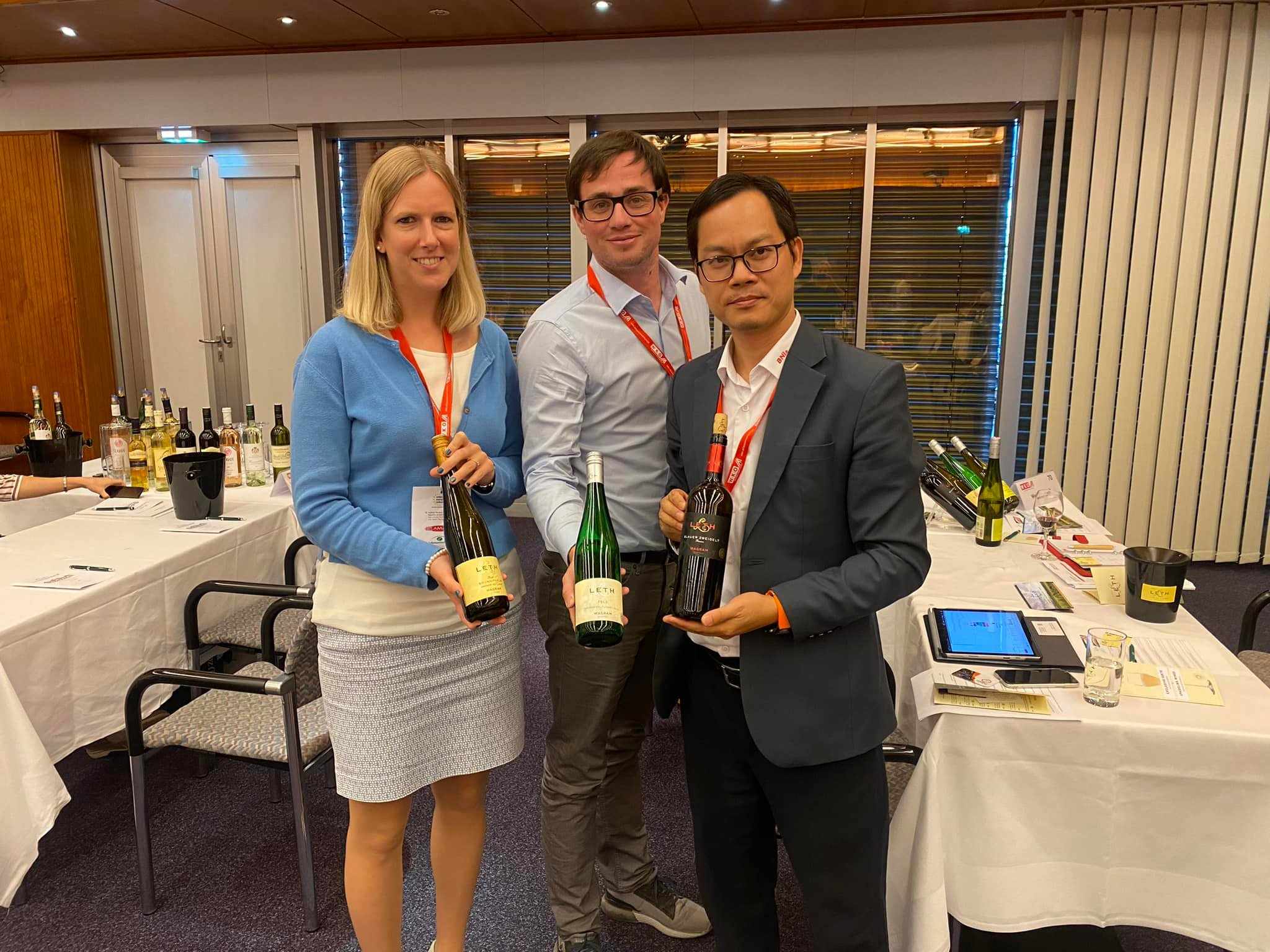 tham gia sự kiện rượu vang tại pháp